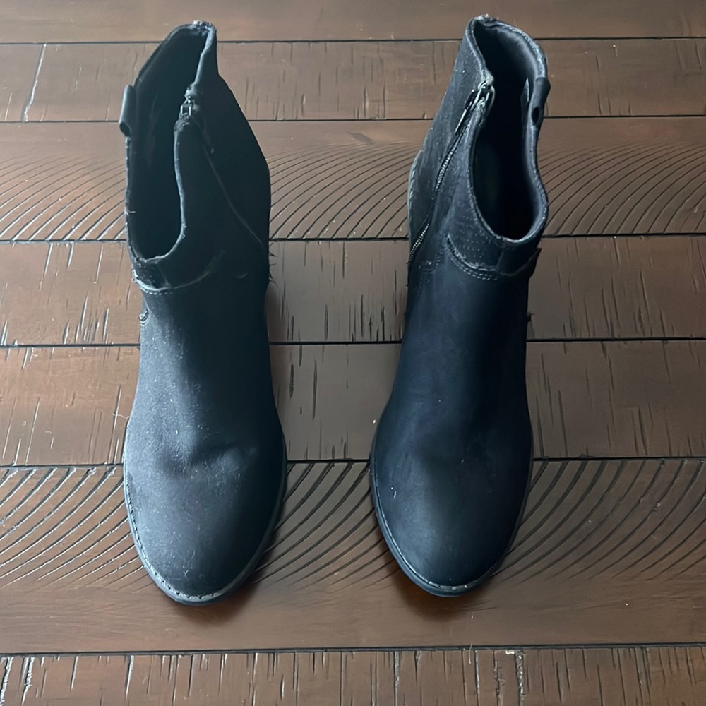 Women’s Black Booties